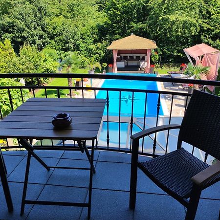 Ferienwohnung "Sanssouci", Muelheim Selbeck Muelheim an der Ruhr Luaran gambar